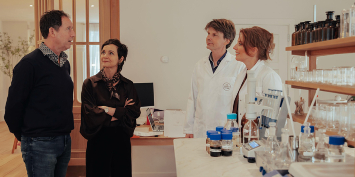 Achter de schermen bij mijn kliniek en lab